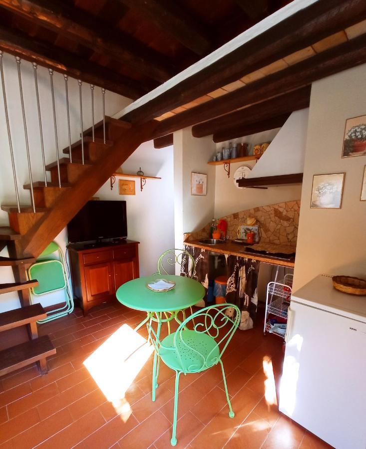 B&B Badde Cubas Usini Экстерьер фото