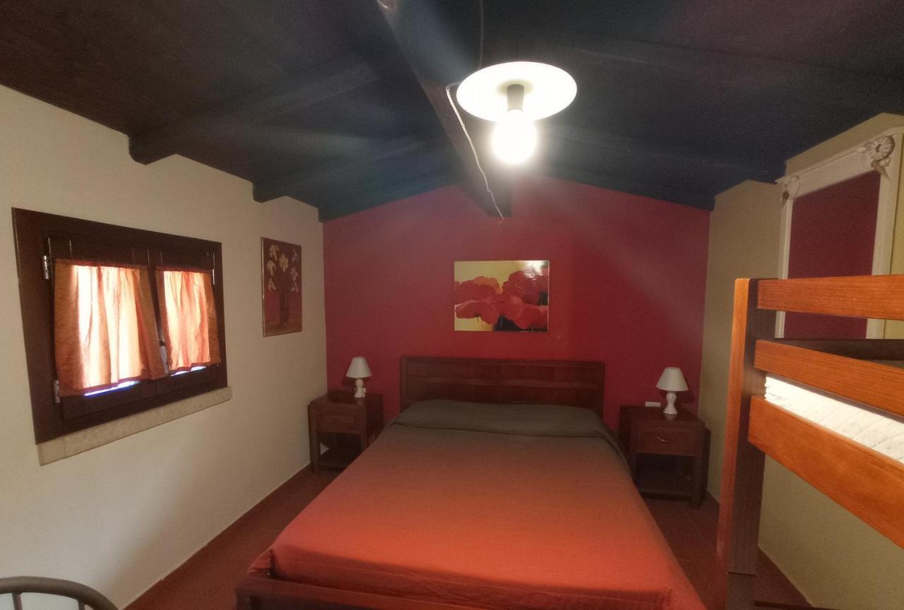 B&B Badde Cubas Usini Экстерьер фото